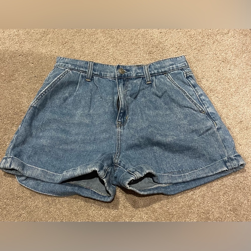 American Eagle mom shorts